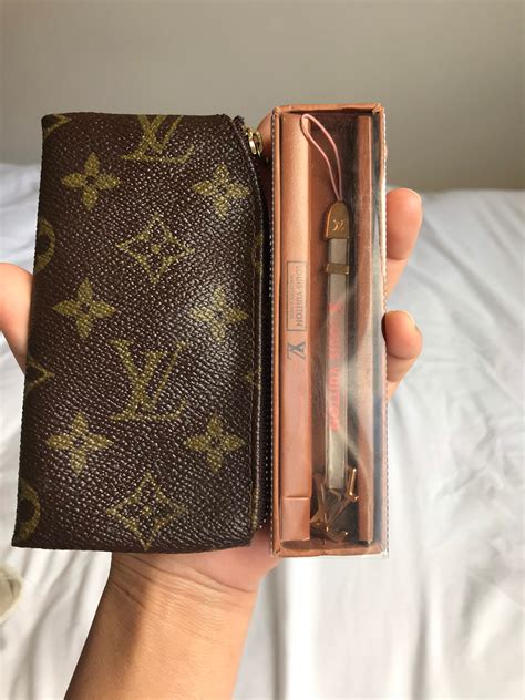 louis vuitton key chain wallet